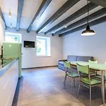 Casa Kaki - Eco Friendly With Parking & Private Courtyard Apartamento