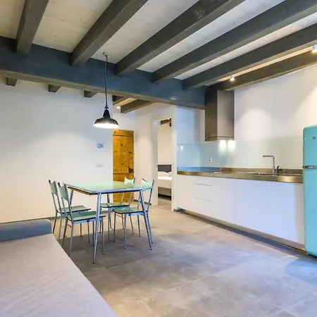 Casa Kaki Apartment *