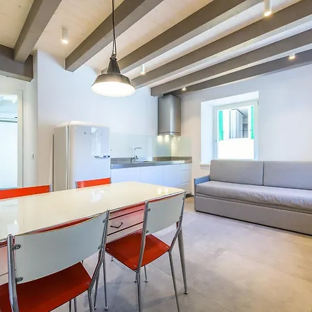 Casa Kaki Apartment *