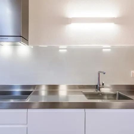 Daire Casa Kaki - Eco Friendly With Parking & Private Courtyard Malcesine
