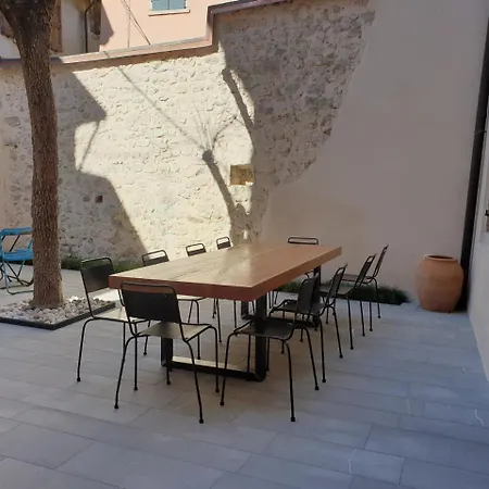 Daire Casa Kaki - Eco Friendly With Parking & Private Courtyard *