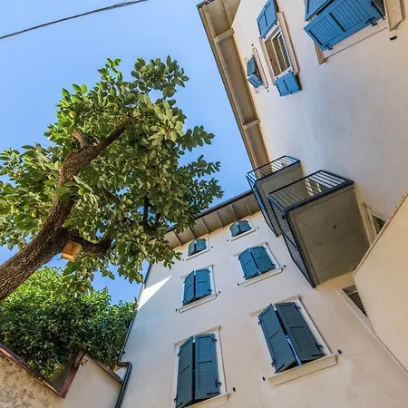 Casa Kaki - Eco Friendly With Parking & Private Courtyard 公寓