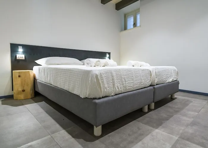 Casa Kaki - Eco Friendly With Parking & Private Courtyard Apartament