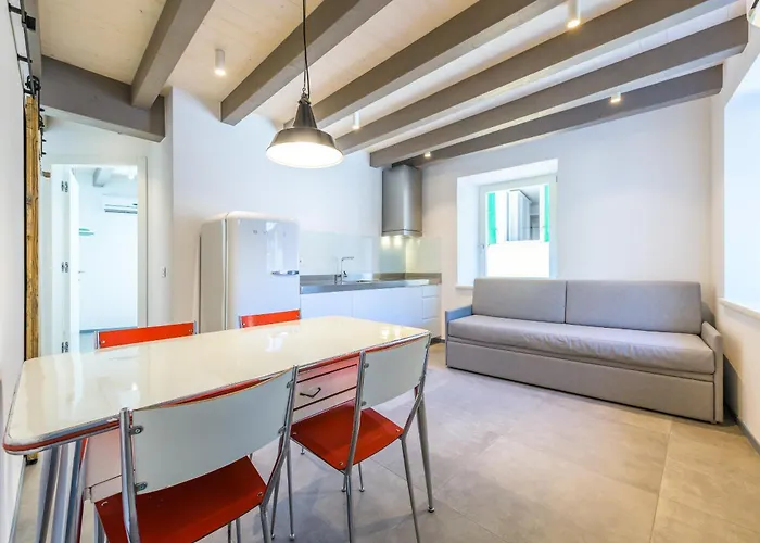Casa Kaki - Eco Friendly With Parking & Private Courtyard Apartament *