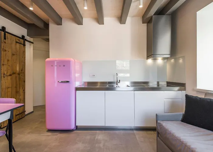 Casa Kaki - Eco Friendly With Parking & Private Courtyard Malcesine