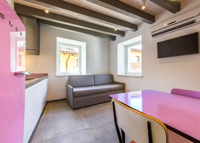 Casa Kaki - Eco Friendly With Parking & Private Courtyard Apartament Malcesine