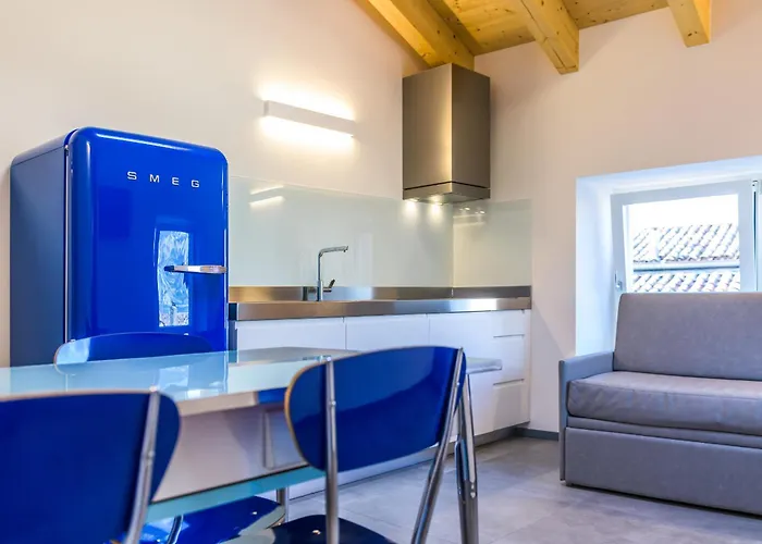 Casa Kaki - Eco Friendly With Parking & Private Courtyard Apartament