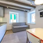 Casa Kaki - Eco Friendly With Parking & Private Courtyard * 말세진느