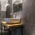 아파트 Casa Kaki - Eco Friendly With Parking & Private Courtyard 말세진느