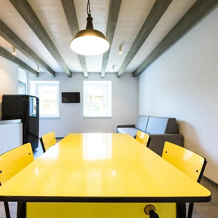 Casa Kaki - Eco Friendly With Parking & Private Courtyard *