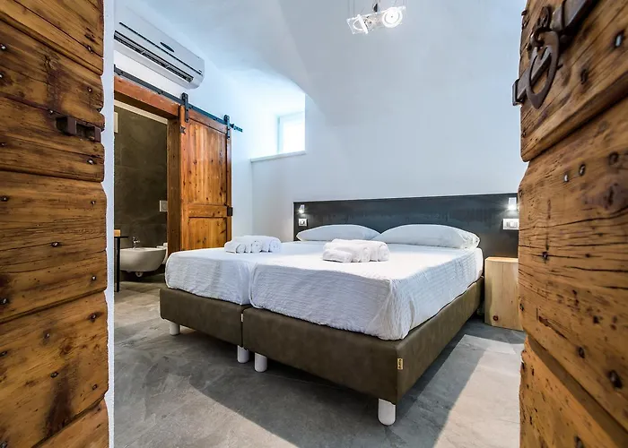 Casa Kaki - Eco Friendly With Parking & Private Courtyard アパート *