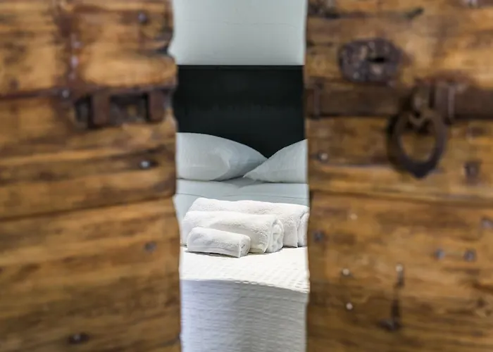 Casa Kaki - Eco Friendly With Parking & Private Courtyard アパート *