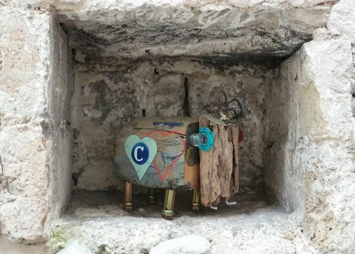 Casa Kaki - Eco Friendly With Parking & Private Courtyard アパート