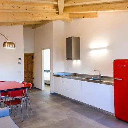 Casa Kaki - Eco Friendly With Parking & Private Courtyard Malcesine