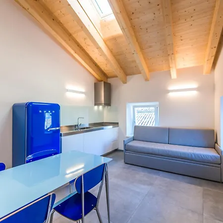 Casa Kaki - Eco Friendly With Parking & Private Courtyard